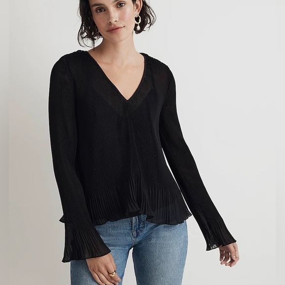 MADEWELL Black Pleated Flare Sleeve Top - Picture 1 of 10